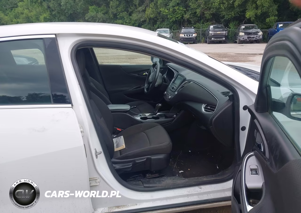 2018 Chevrolet Malibu Lt VIN:1G1ZD5ST3JF176936 - 5