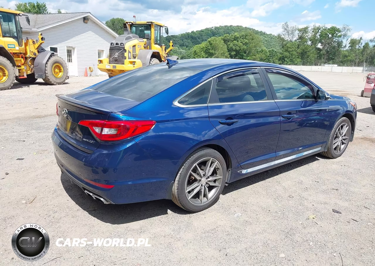 2017 Hyundai Sonata Sport 2.0T VIN:5NPE34AB8HH463877 - 4