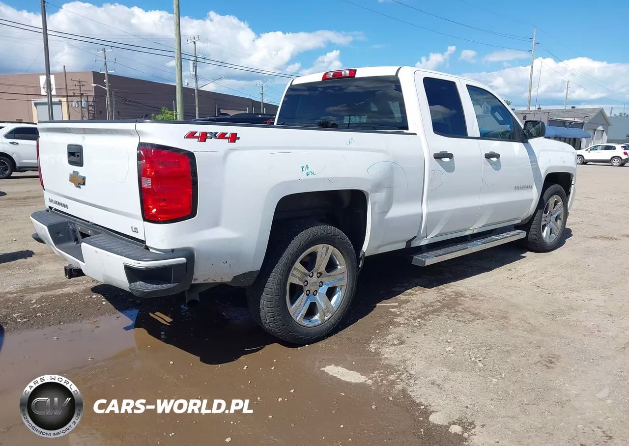 2019 Chevrolet Silverado 1500 Ld Silverado Custom VIN:2GCVKMEC9K1155695 - 4
