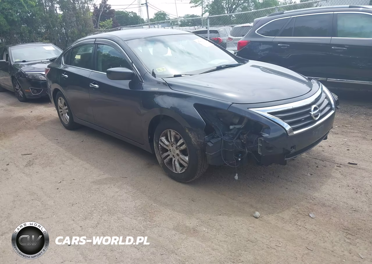 2013 Nissan Altima 2.5 S – zdjęcie 1 z 12