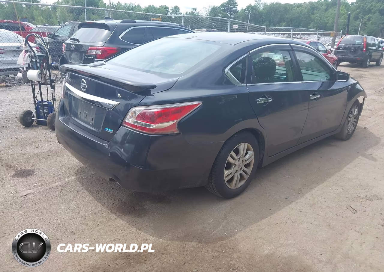 2013 Nissan Altima 2.5 S VIN:1N4AL3AP2DC231128 - 4