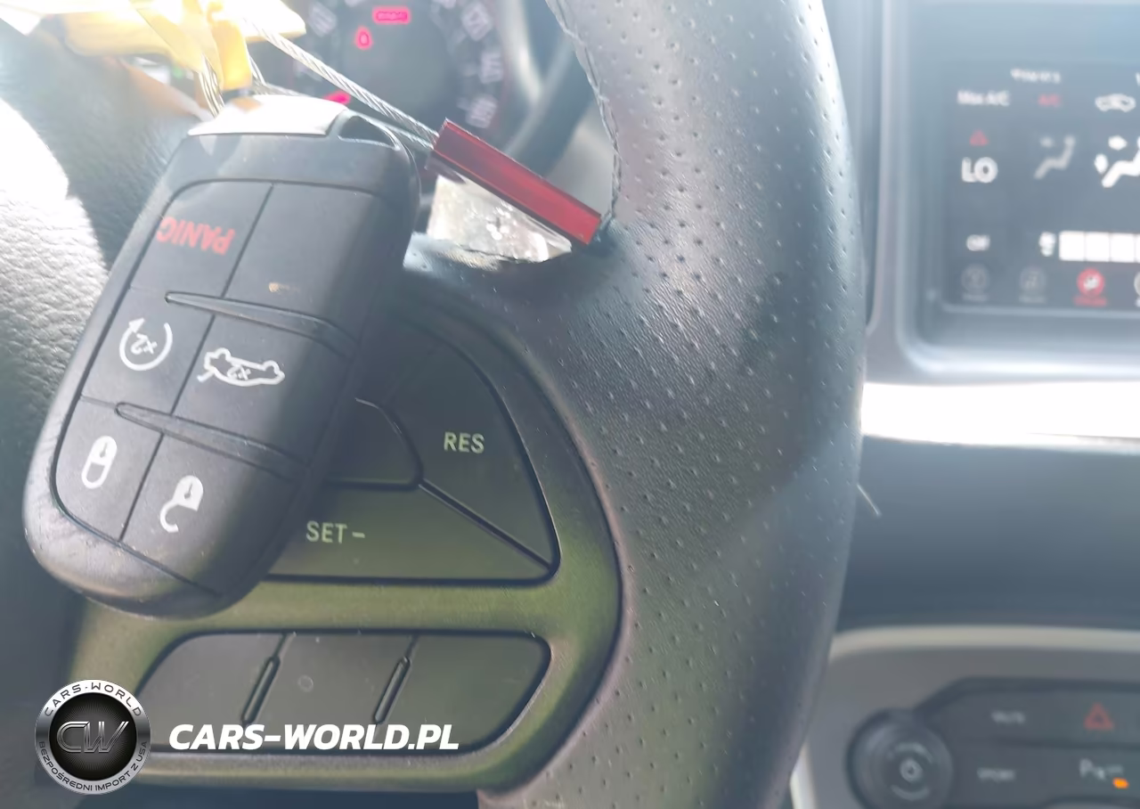 2022 Dodge Challenger R-T VIN:2C3CDZBT2NH253745 - 11