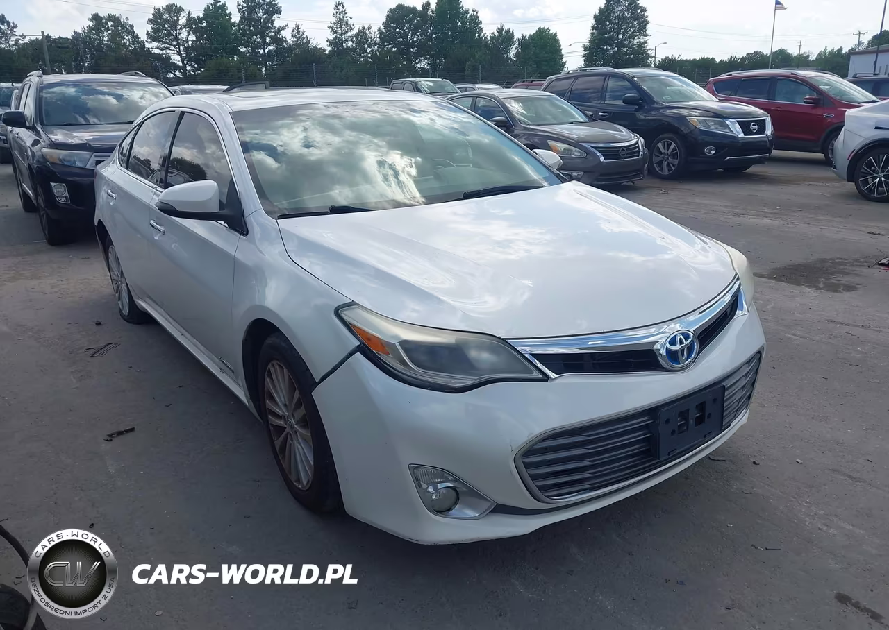 2013 Toyota Avalon Hybrid Xle Touring – zdjęcie 1 z 16