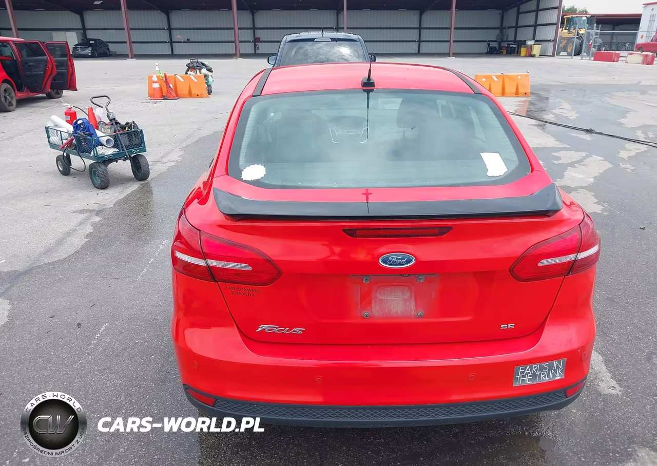 2016 Ford Focus Se VIN:1FADP3F26GL329968 - 17