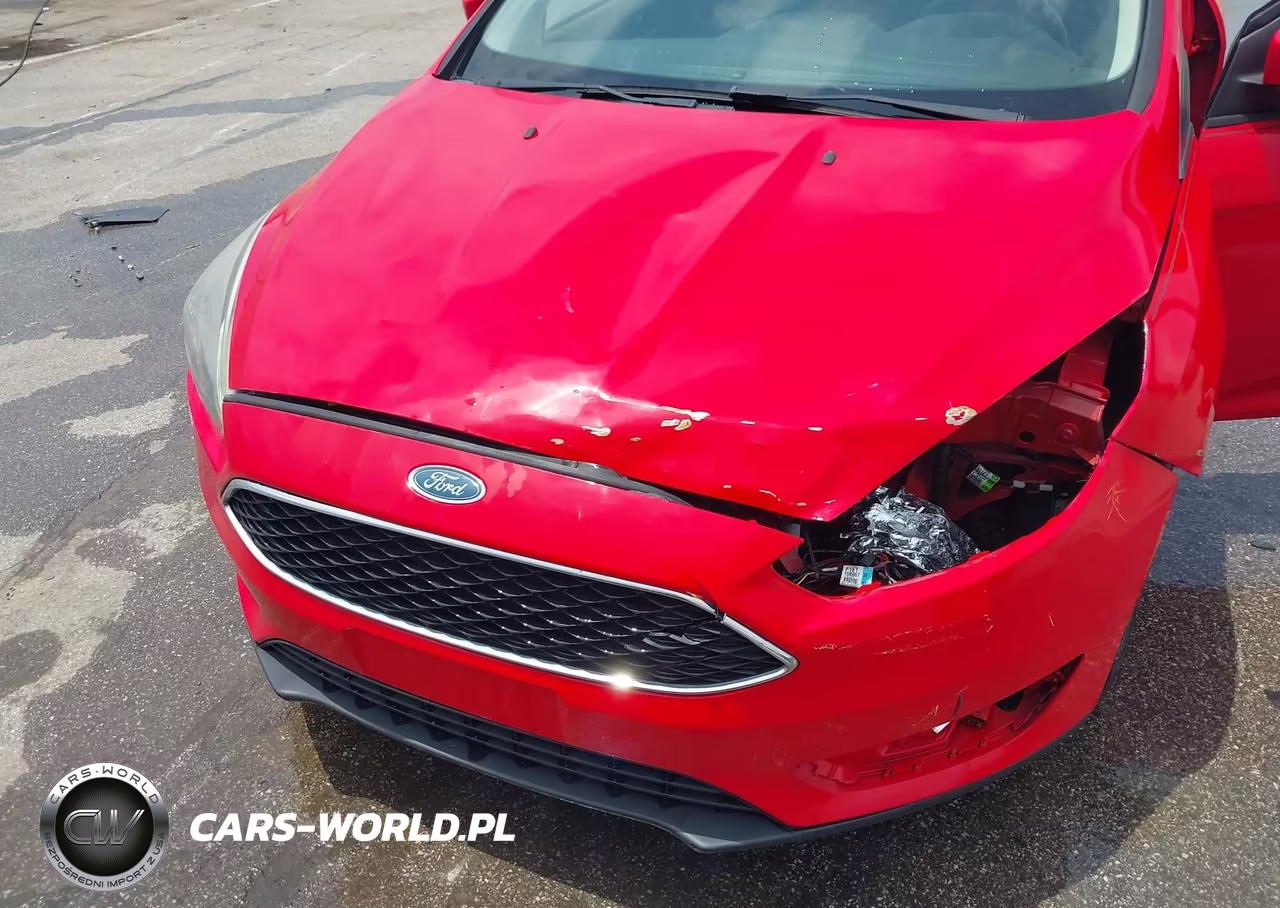 2016 Ford Focus Se VIN:1FADP3F26GL329968 - 6