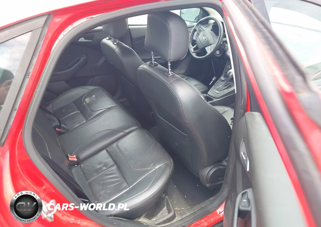 2016 Ford Focus Se VIN:1FADP3F26GL329968 - 8