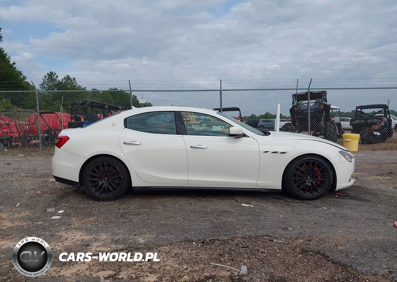 2014 Maserati Ghibli S Q4 VIN:ZAM57RTA0E1122123 - 12