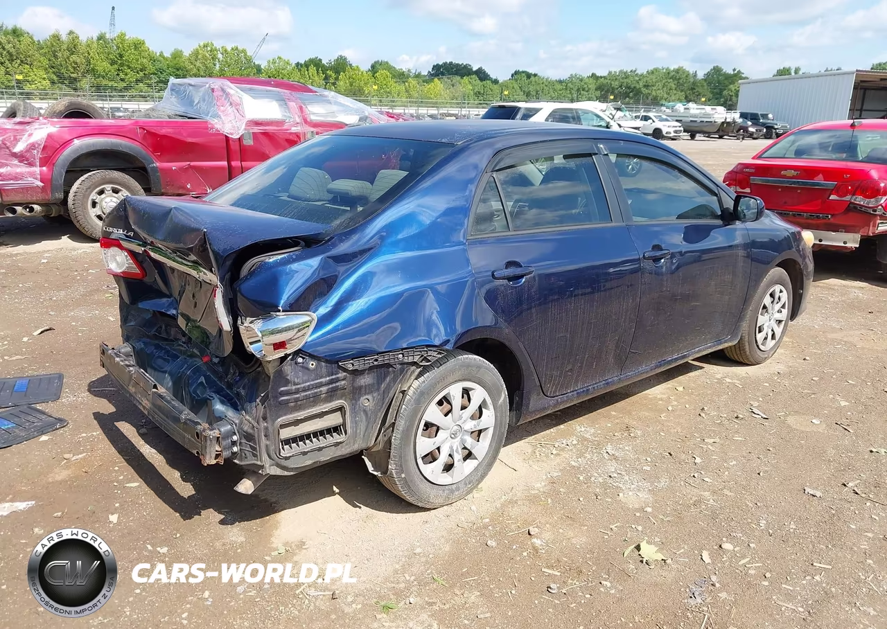 2011 Toyota Corolla Le VIN:JTDBU4EE0BJ102789 - 4