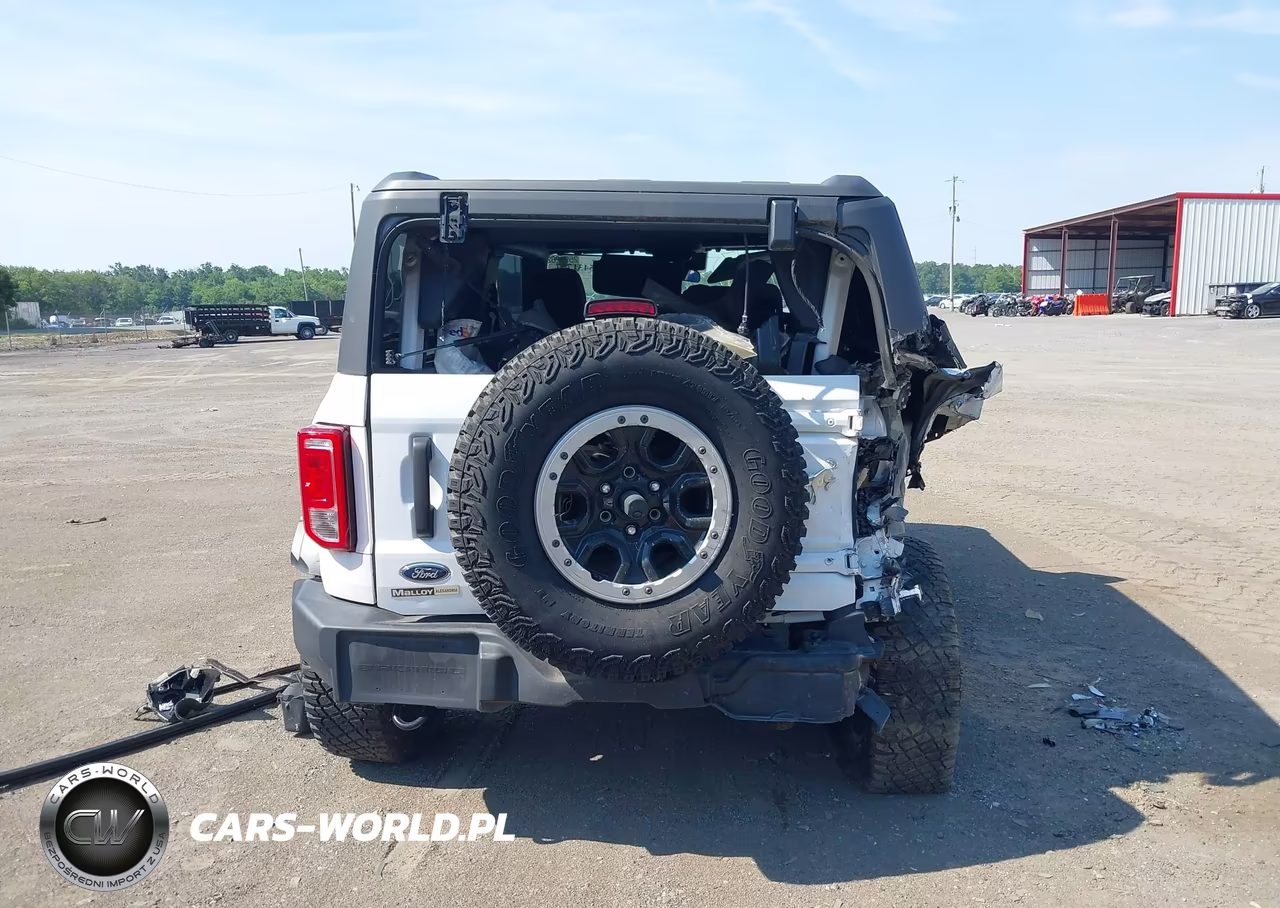 2022 Ford Bronco VIN:1FMDE5CH2NLB74011 - 16