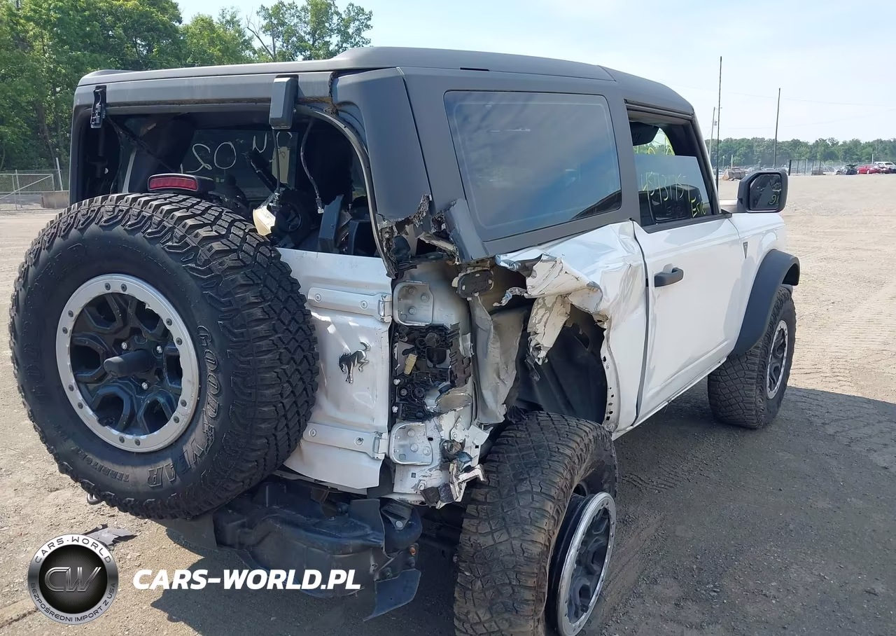 2022 Ford Bronco VIN:1FMDE5CH2NLB74011 - 6