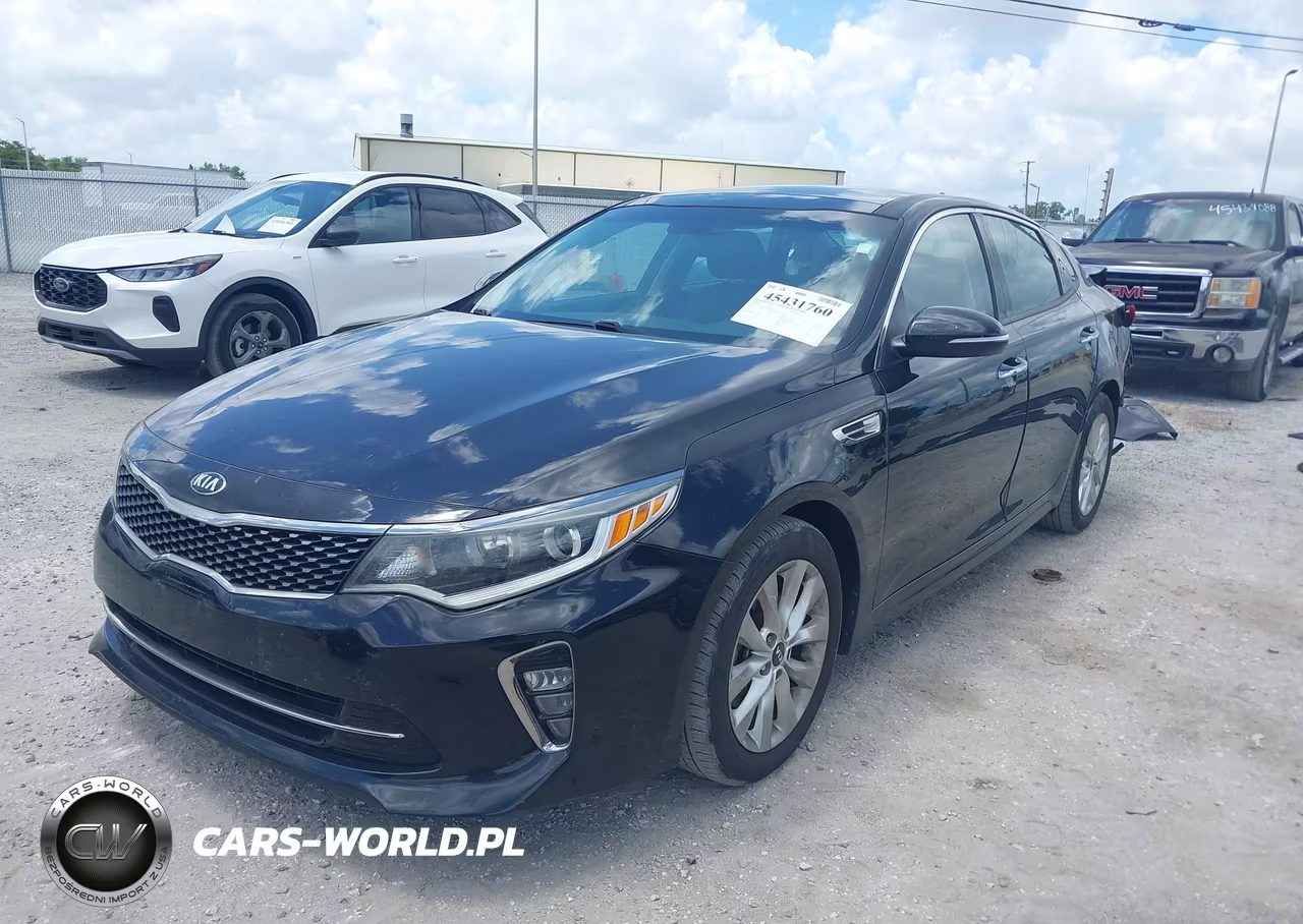 2018 Kia Optima S VIN:5XXGT4L35JG188081 - 2
