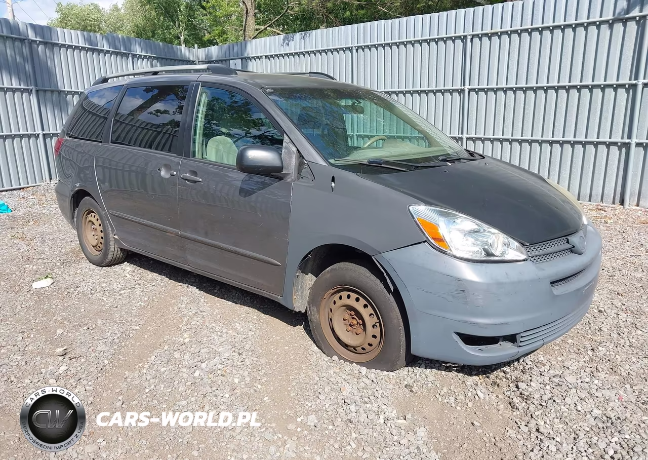 2005 Toyota Sienna Le – zdjęcie 1 z 11