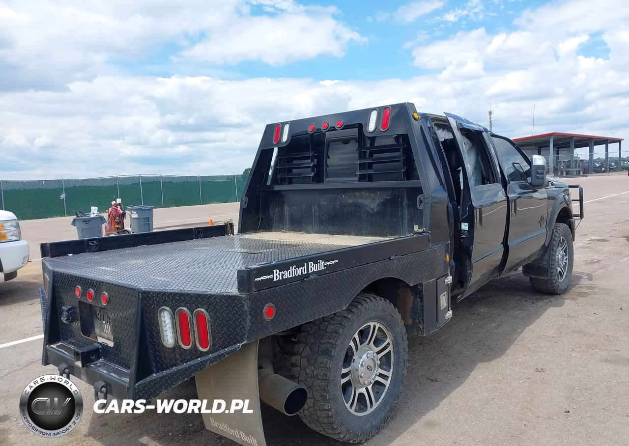 2012 Ford Super Duty F-350 Srw Lariat VIN:1FT8W3BT8CEB66946 - 4