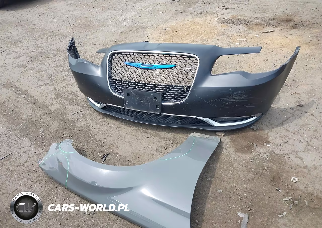 2018 Chrysler 300 Limited VIN:2C3CCAEG2JH149012 - 12