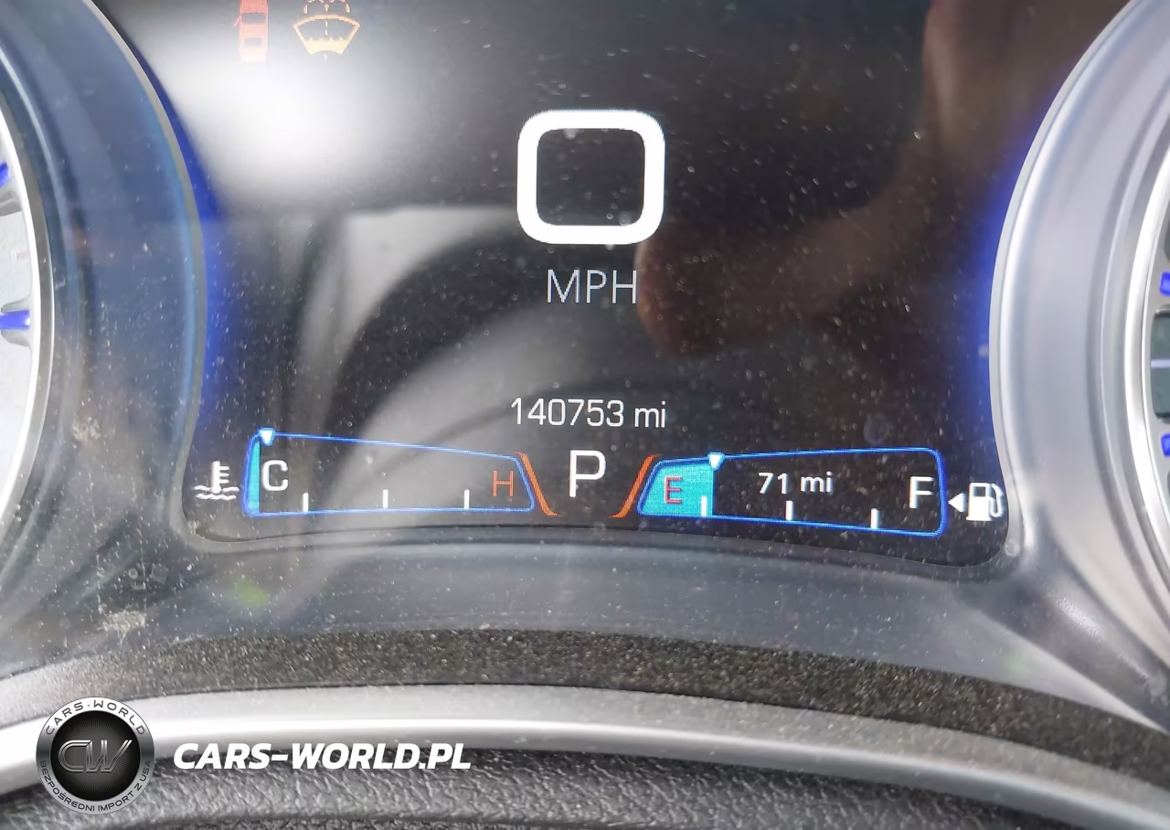 2018 Chrysler 300 Limited VIN:2C3CCAEG2JH149012 - 16