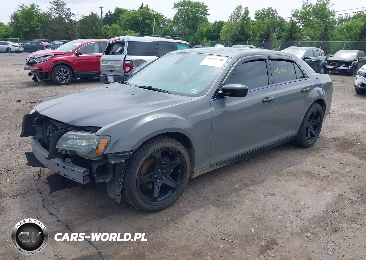 2018 Chrysler 300 Limited VIN:2C3CCAEG2JH149012 - 2