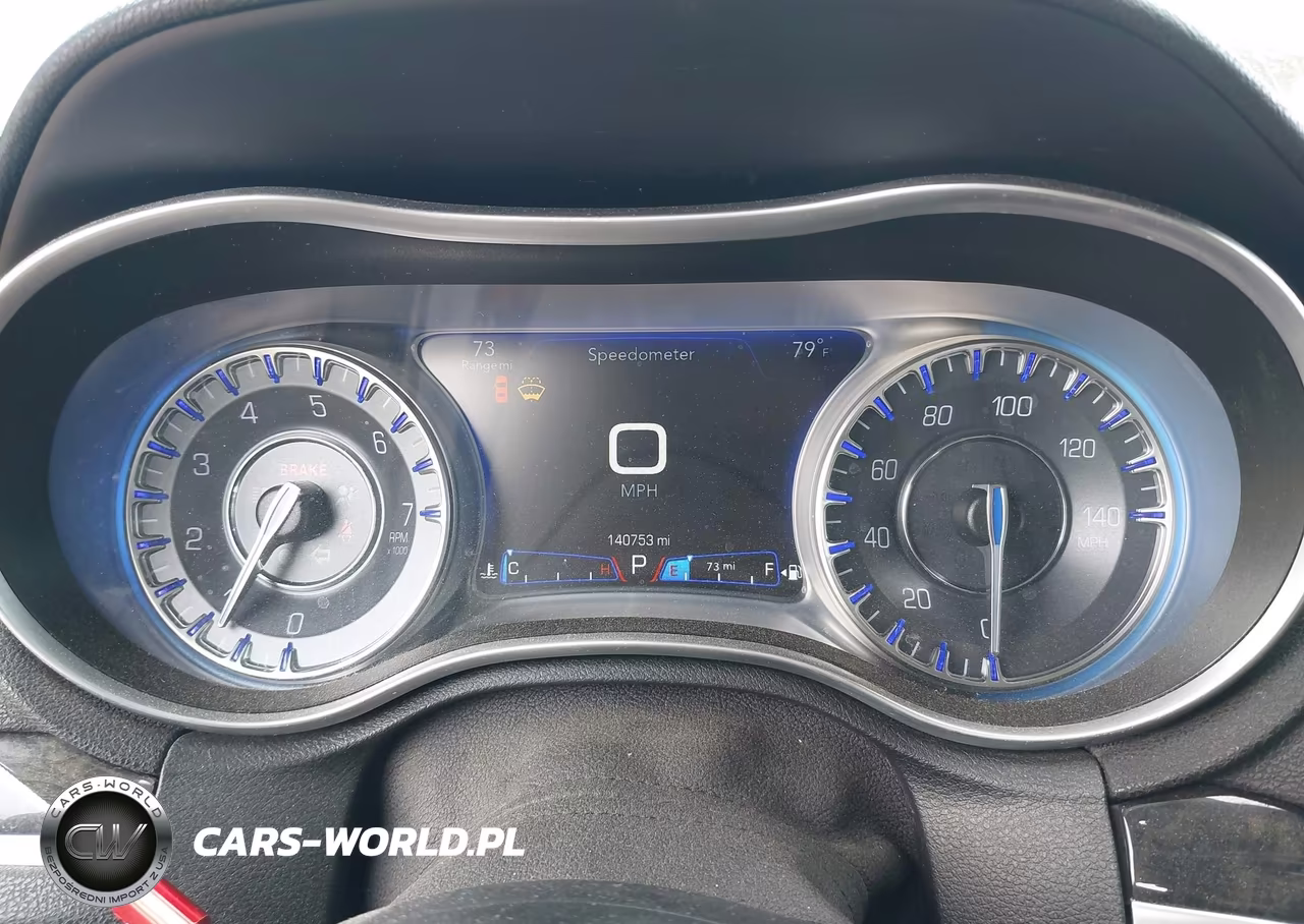 2018 Chrysler 300 Limited VIN:2C3CCAEG2JH149012 - 7