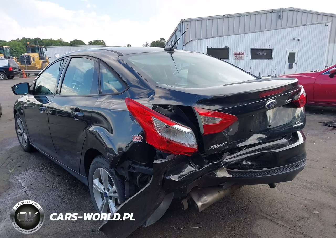 2013 Ford Focus Se VIN:1FADP3F22DL199893 - 3