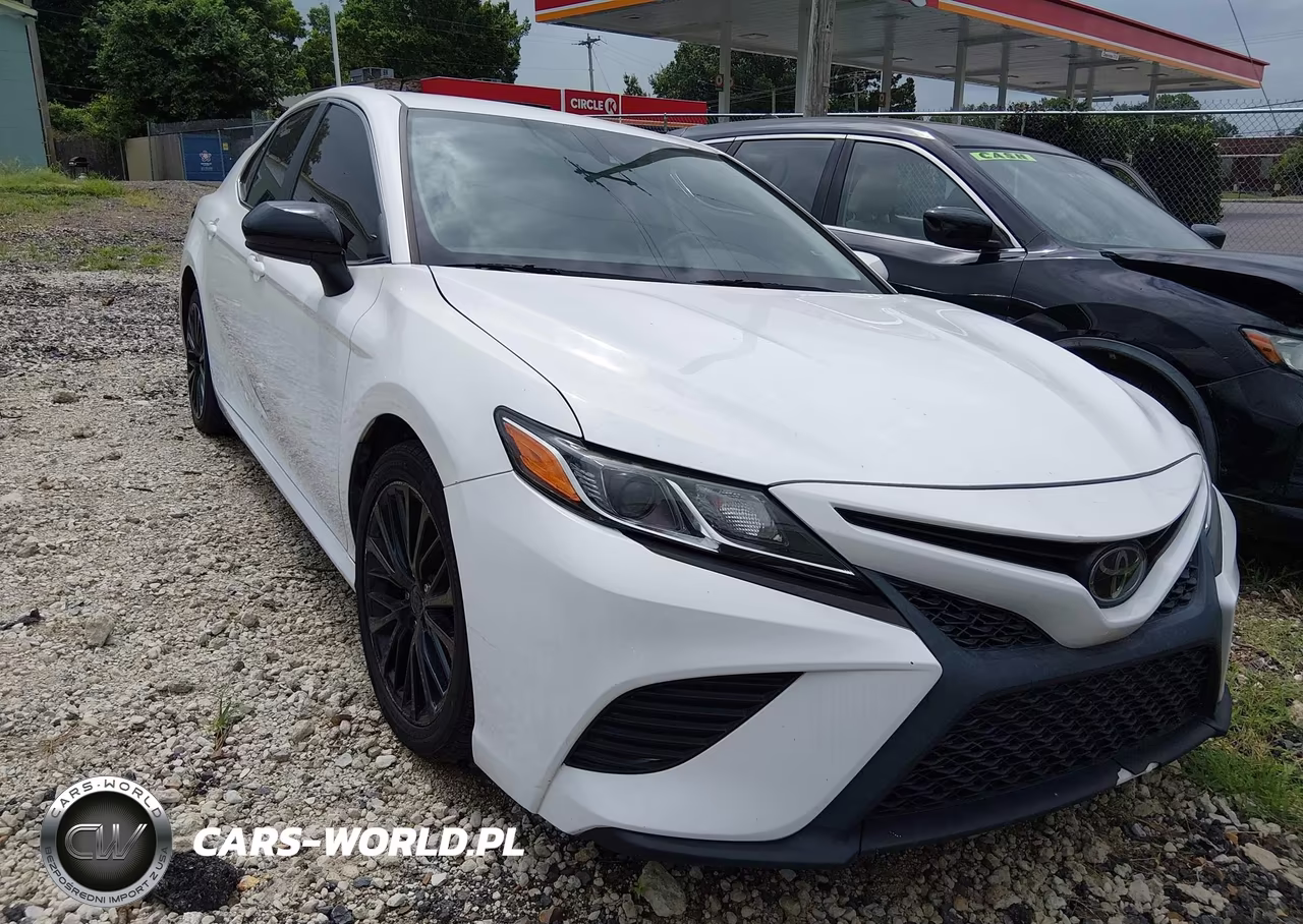 2020 Toyota Camry Se – zdjęcie 1 z 16