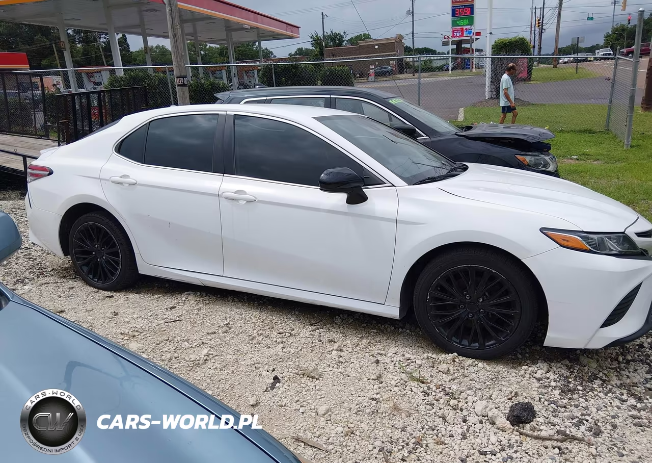 2020 Toyota Camry Se VIN:4T1G11AK9LU360331 - 13