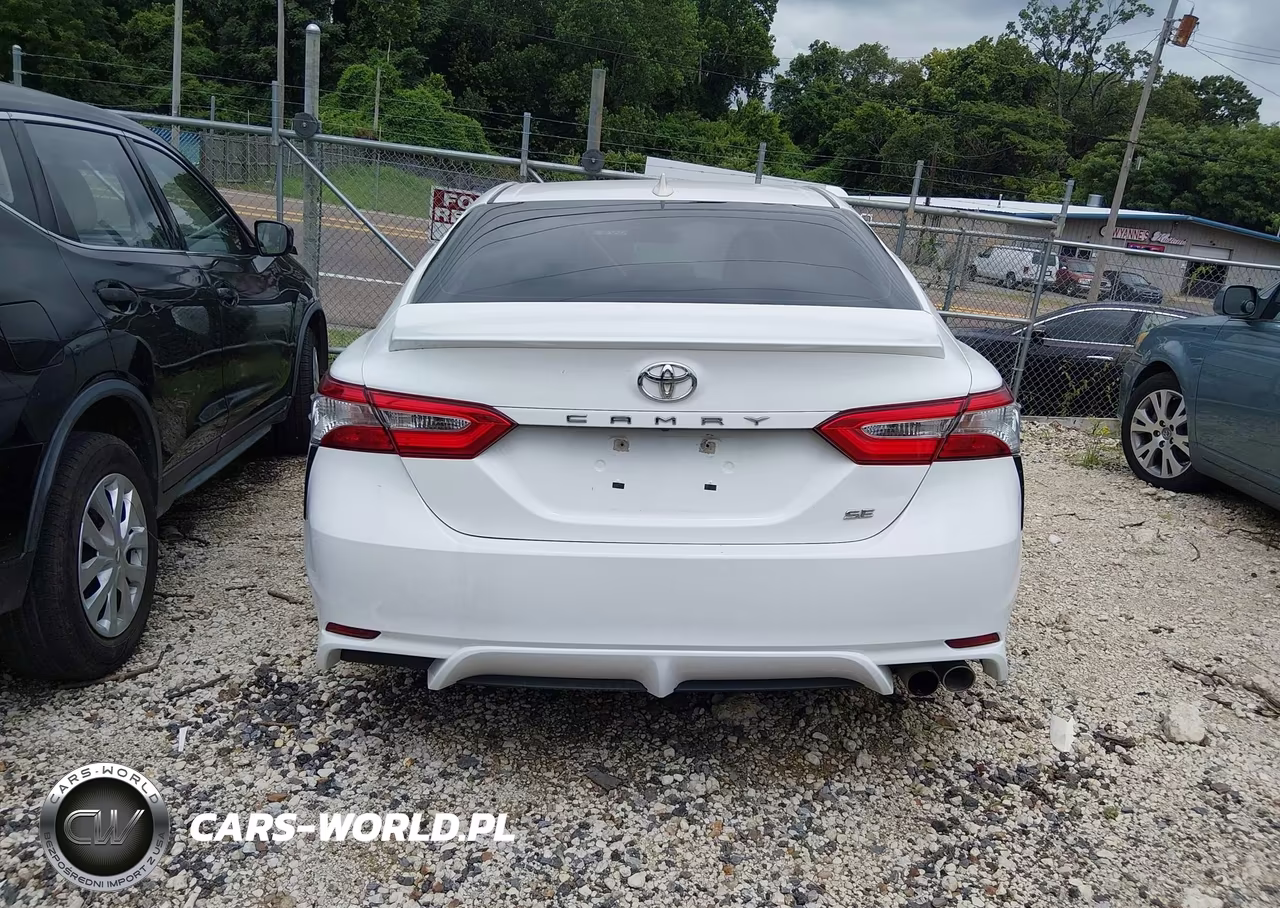 2020 Toyota Camry Se VIN:4T1G11AK9LU360331 - 16