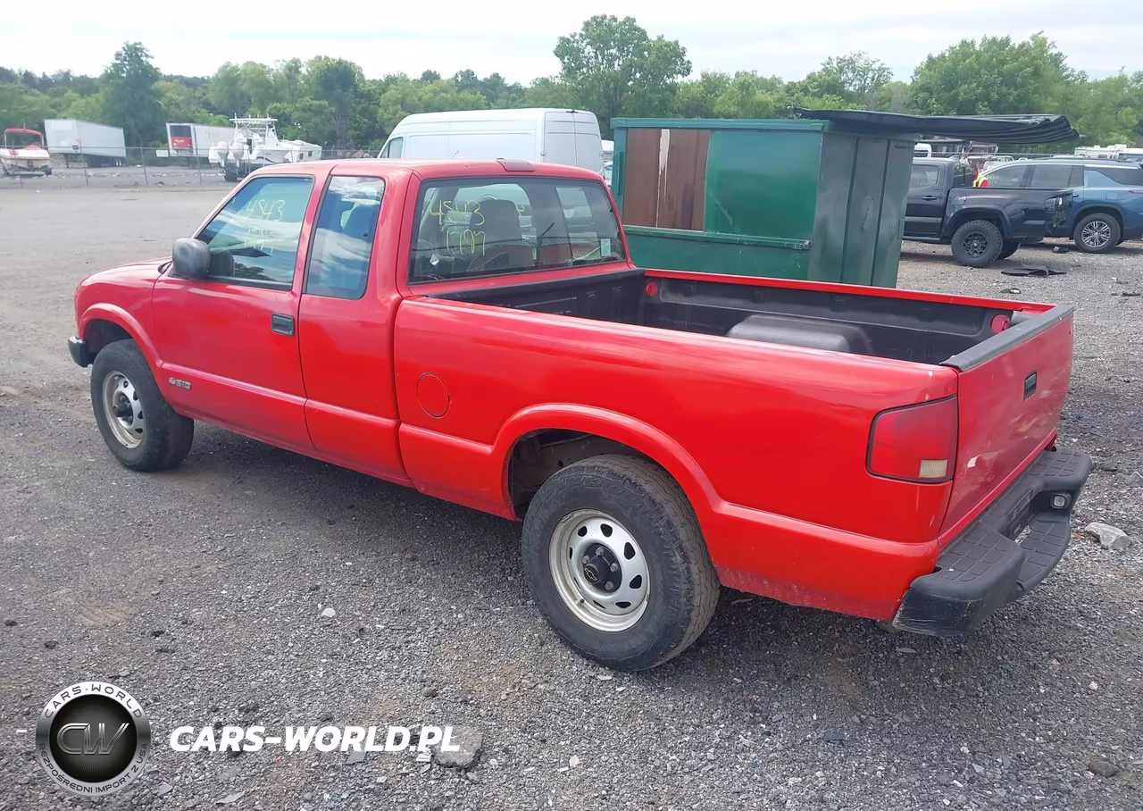 2002 Chevrolet S-10 VIN:1GCDT19W128135398 - 3