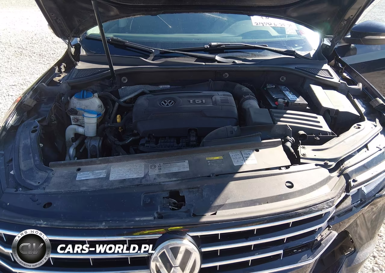 2017 Volkswagen Passat 1.8T S VIN:1VWAT7A33HC016407 - 10