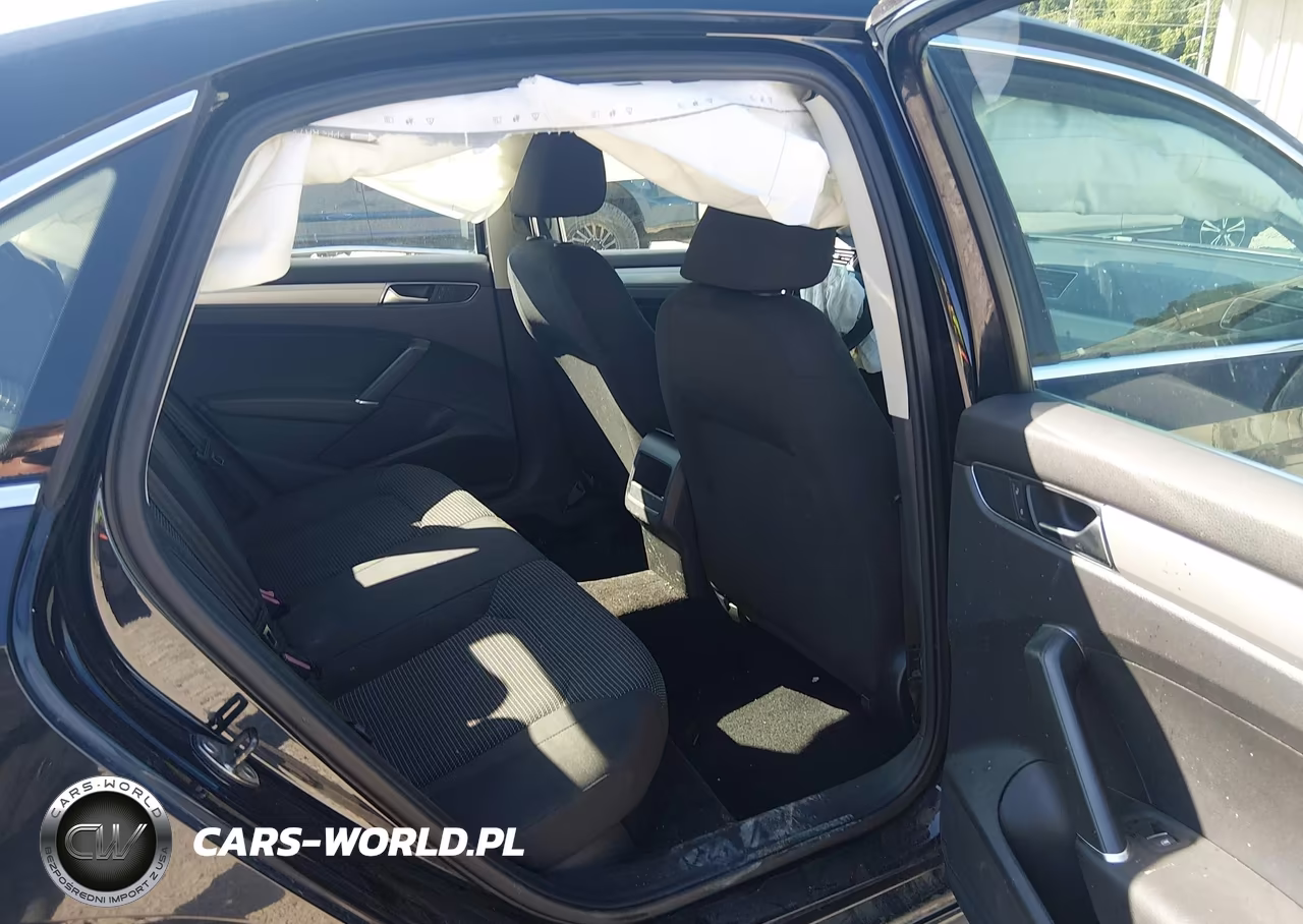 2017 Volkswagen Passat 1.8T S VIN:1VWAT7A33HC016407 - 8