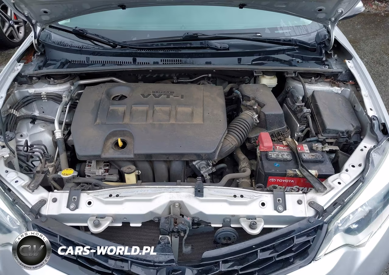 2015 Toyota Corolla S VIN:5YFBURHE8FP241353 - 10