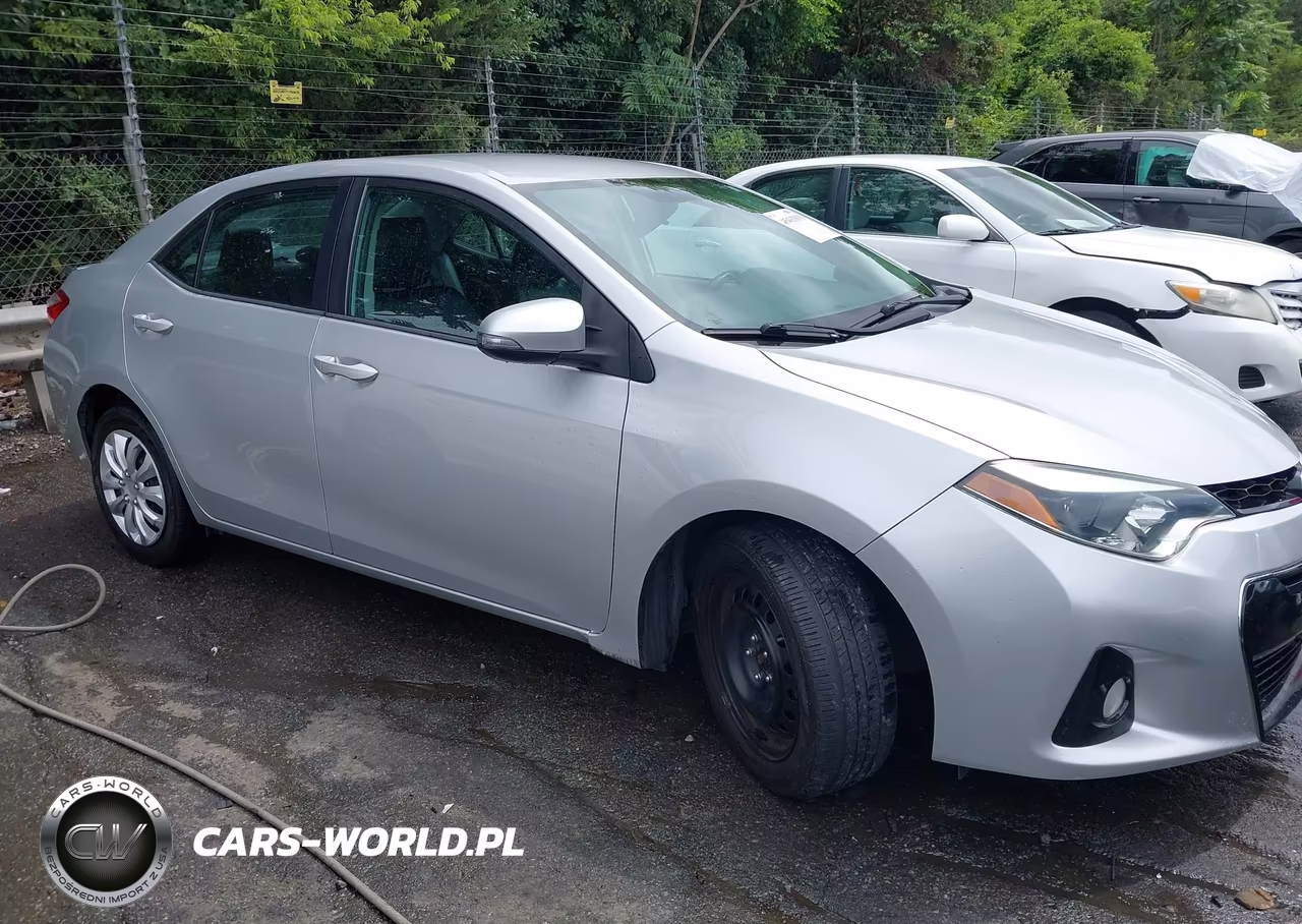 2015 Toyota Corolla S VIN:5YFBURHE8FP241353 - 13