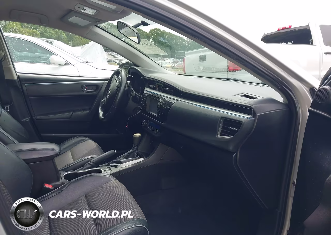2015 Toyota Corolla S VIN:5YFBURHE8FP241353 - 5