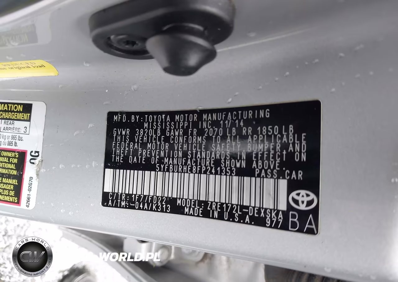 2015 Toyota Corolla S VIN:5YFBURHE8FP241353 - 9