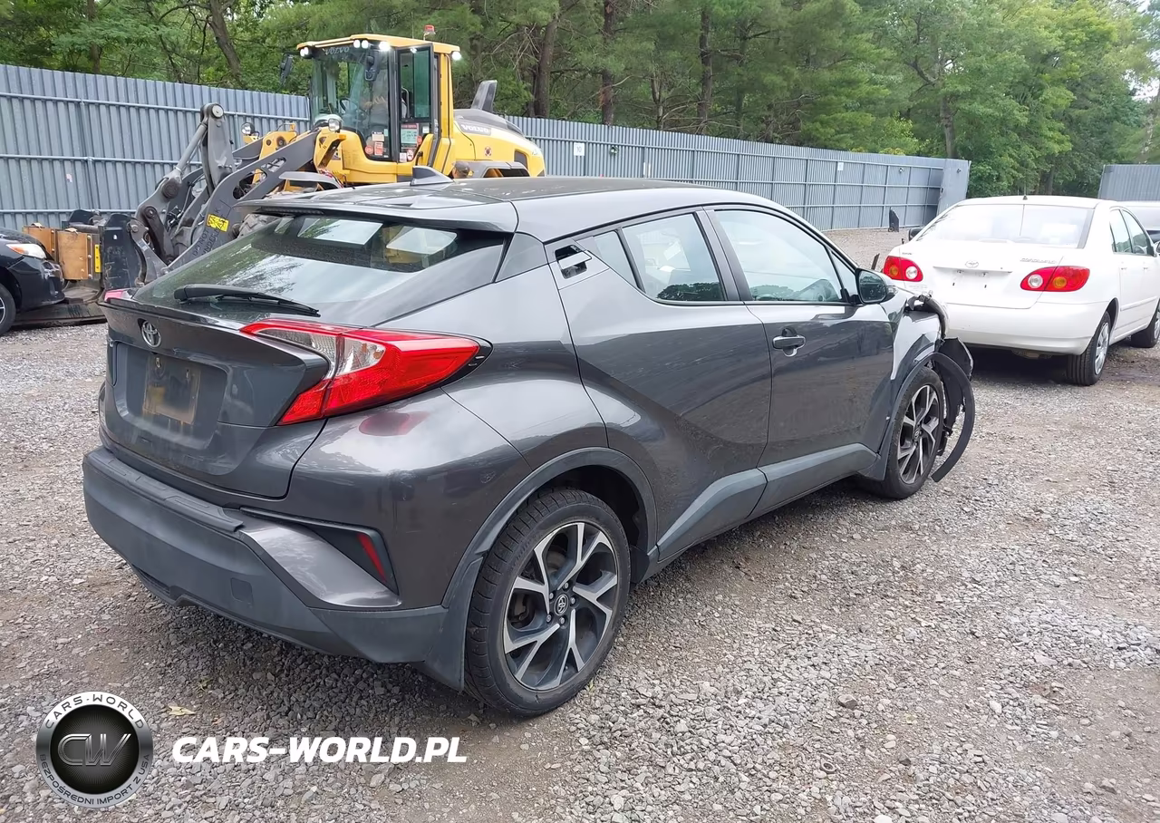 2018 Toyota C-Hr Xle VIN:NMTKHMBX7JR030483 - 4