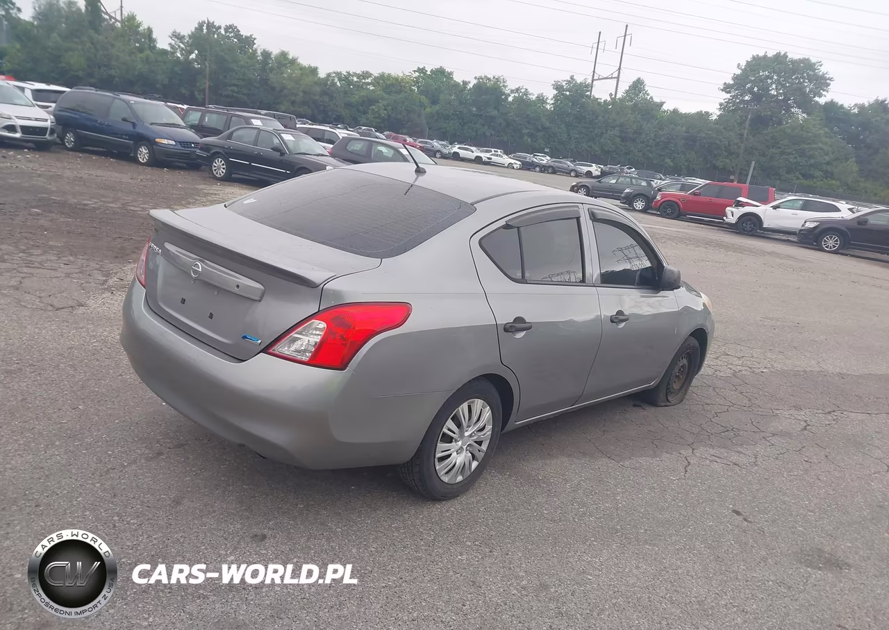 2013 Nissan Versa 1.6 S VIN:3N1CN7AP7DL859939 - 4