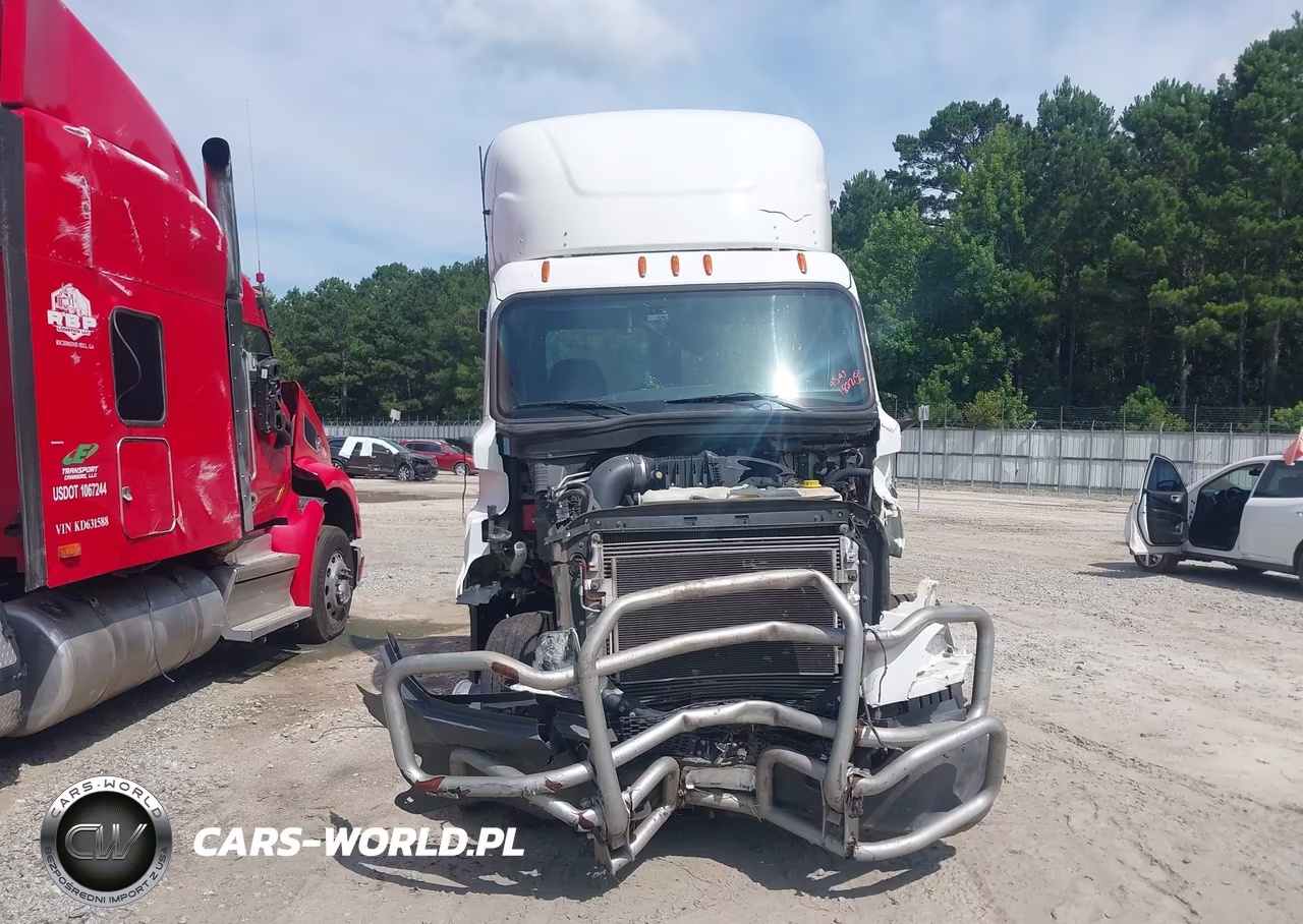 2019 Freightliner New Cascadia 126 VIN:3AKJHLDR2KSKB3839 - 12