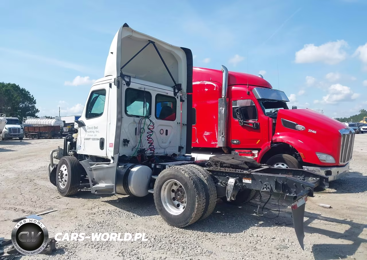 2019 Freightliner New Cascadia 126 VIN:3AKJHLDR2KSKB3839 - 3