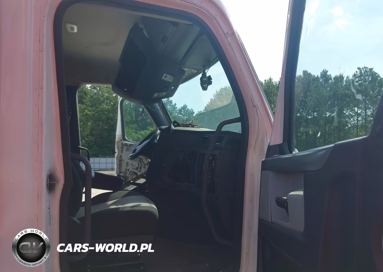 2019 Freightliner New Cascadia 126 VIN:3AKJHLDR2KSKB3839 - 7