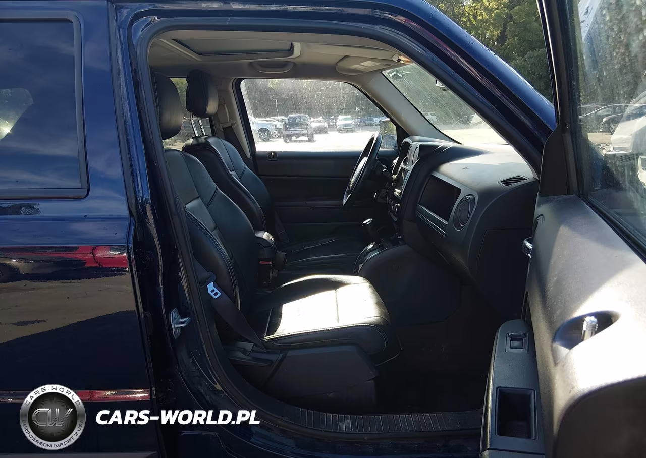 2017 Jeep Patriot High Altitude 4X4 VIN:1C4NJRFB9HD127172 - 5