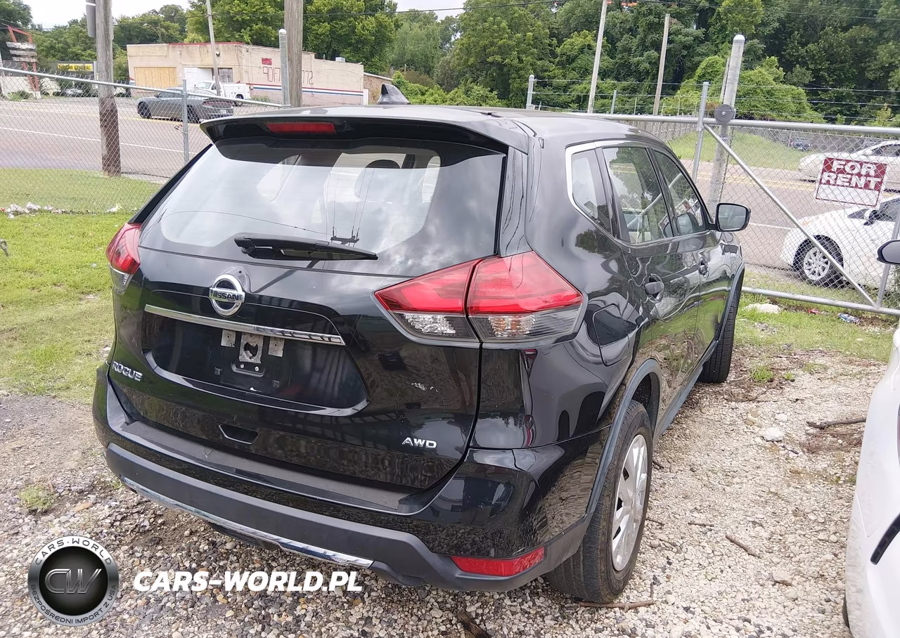 2017 Nissan Rogue S VIN:JN8AT2MV9HW008740 - 4