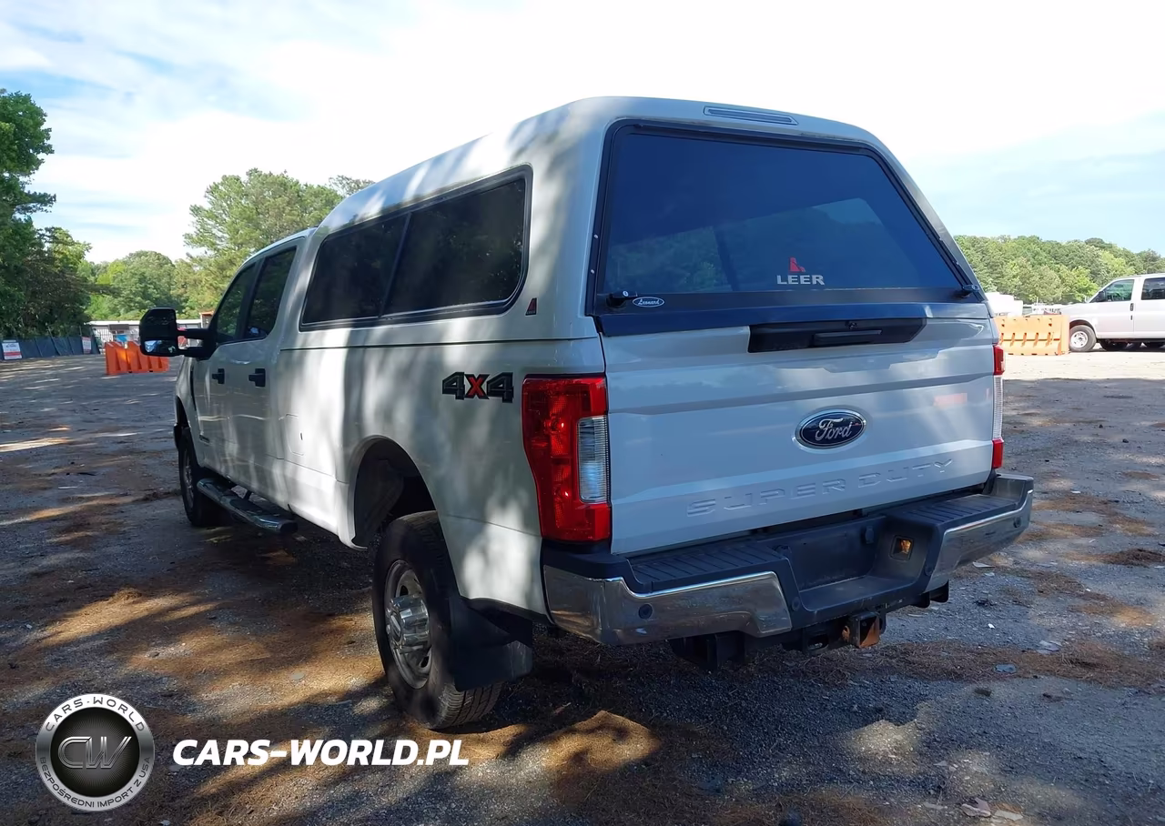 2017 Ford F-350 King Ranch-Lariat-Platinum-Xl-Xlt VIN:1FT8W3BTXHEE87247 - 3