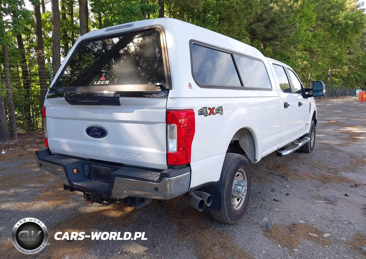 2017 Ford F-350 King Ranch-Lariat-Platinum-Xl-Xlt VIN:1FT8W3BTXHEE87247 - 4