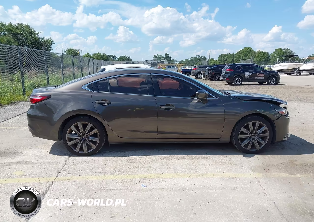 2018 Mazda Mazda6 Touring VIN:JM1GL1VM8J1313381 - 13