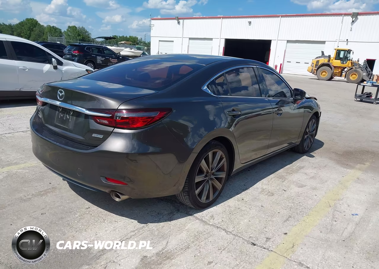 2018 Mazda Mazda6 Touring VIN:JM1GL1VM8J1313381 - 4