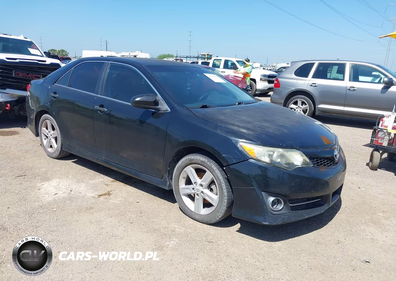 2012 Toyota Camry Se – zdjęcie 1 z 11