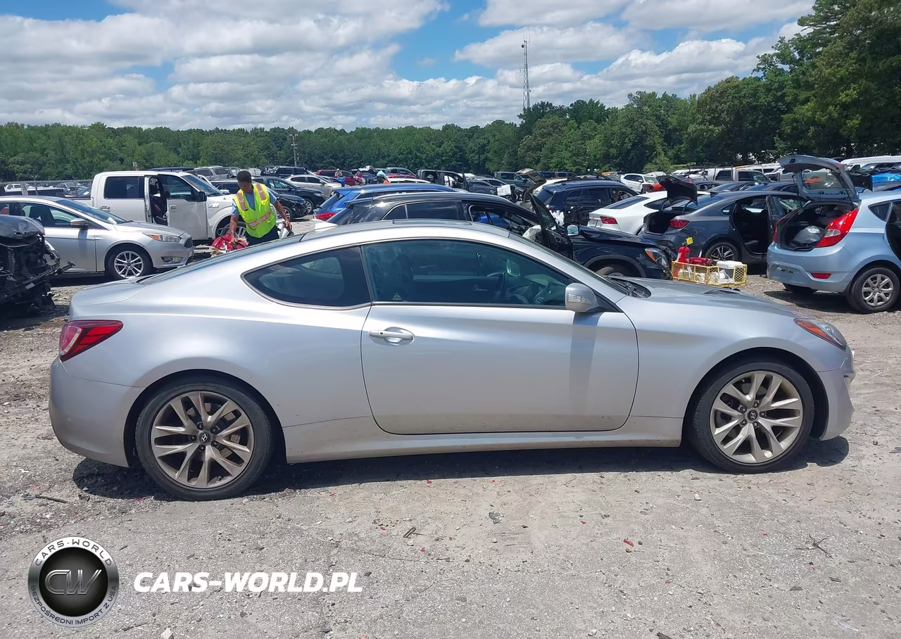 2013 Hyundai Genesis 3.8 Grand Touring VIN:KMHHU6KJ8DU086149 - 13