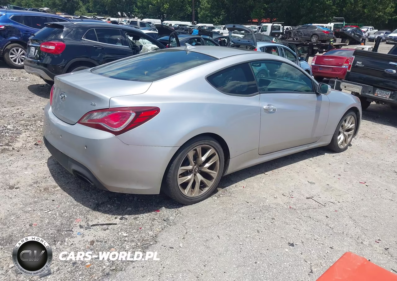 2013 Hyundai Genesis 3.8 Grand Touring VIN:KMHHU6KJ8DU086149 - 4