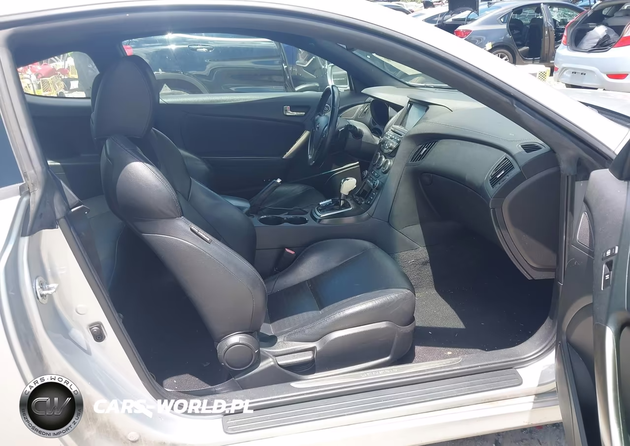 2013 Hyundai Genesis 3.8 Grand Touring VIN:KMHHU6KJ8DU086149 - 5