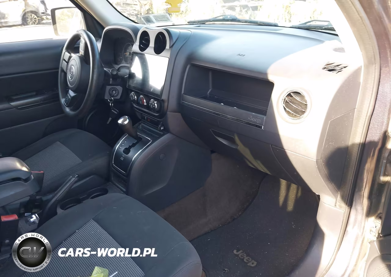 2015 Jeep Patriot Sport VIN:1C4NJRBB3FD381432 - 5