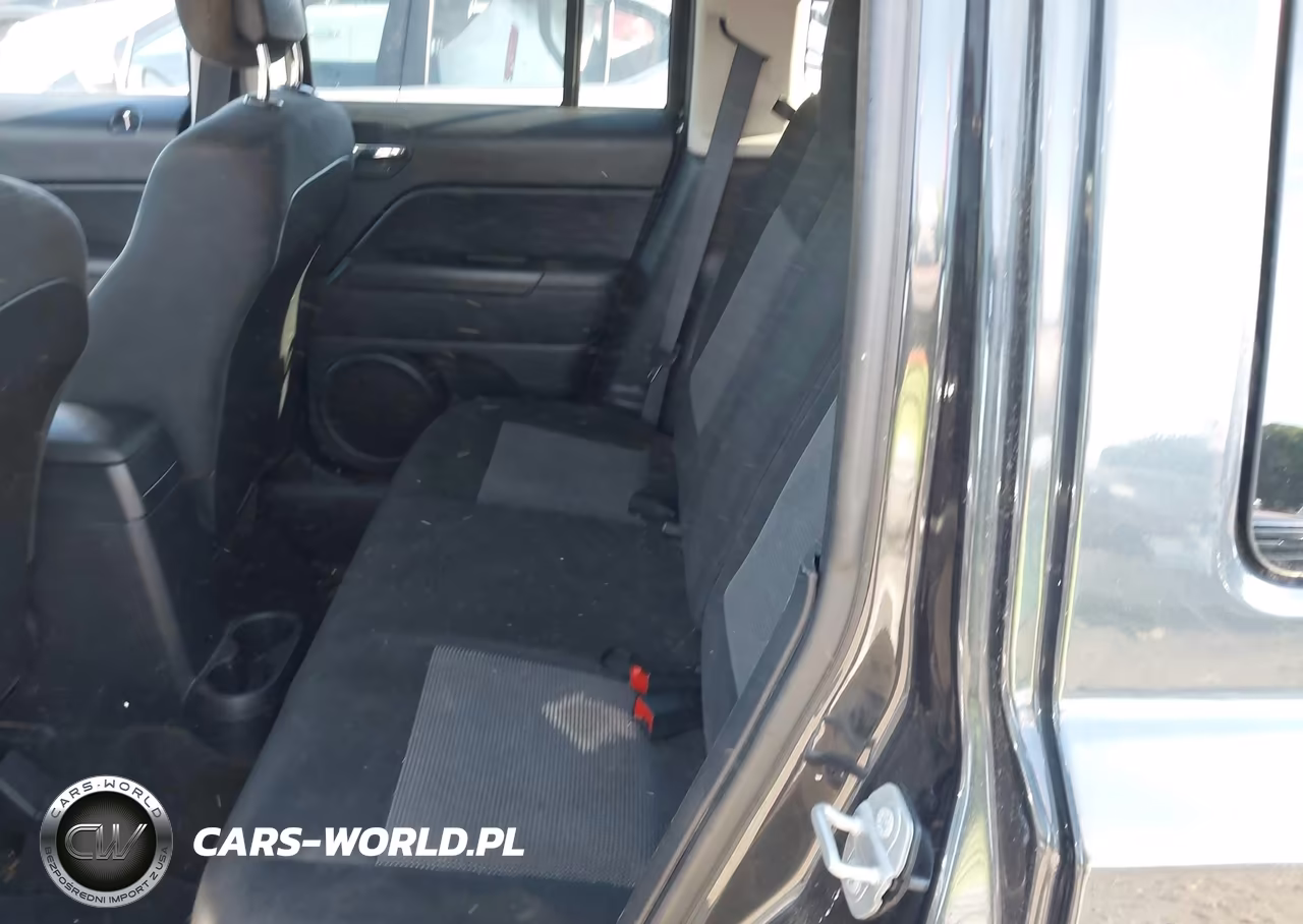 2015 Jeep Patriot Sport VIN:1C4NJRBB3FD381432 - 8