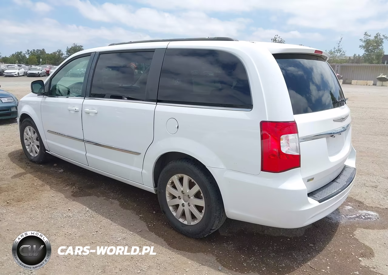 2014 Chrysler Town & Country Touring VIN:2C4RC1BG2ER325955 - 3